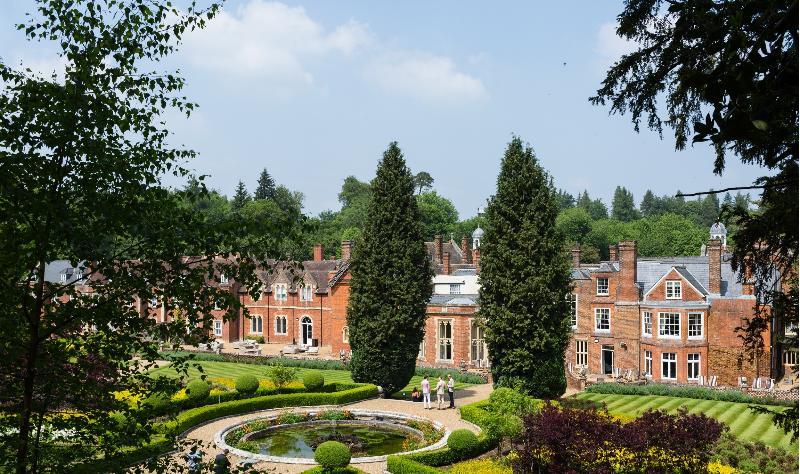 Wotton House Ξενοδοχείο Ντόρκινγκ Εξωτερικό φωτογραφία